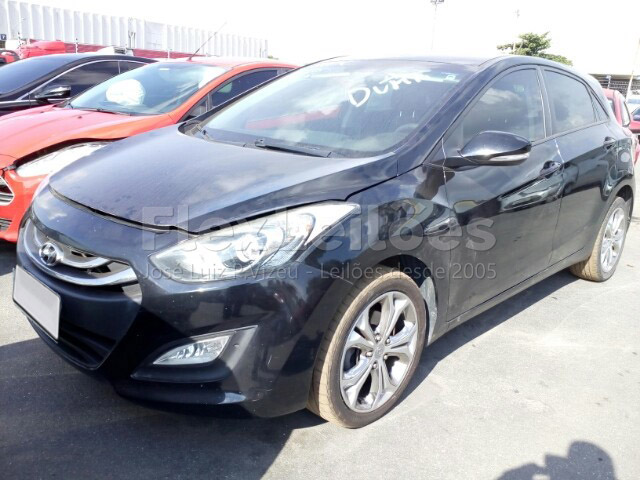 LOTE 019 - Hyundai I30  1.6 16V S-CVVT GD 2013