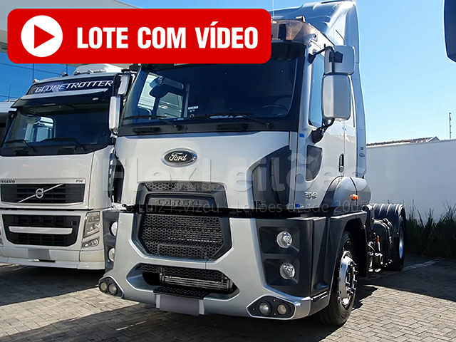 LOTE 002 - Ford Cargo 2042 4x2 2015