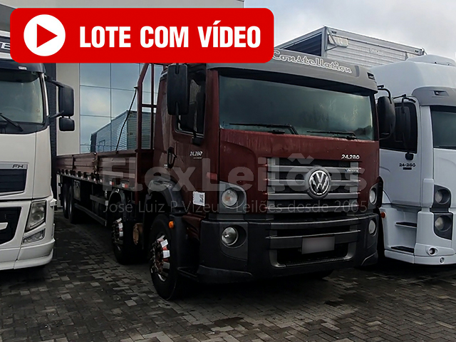 LOTE 005 - VOLKSWAGEN 24-280 Bitruck 2015