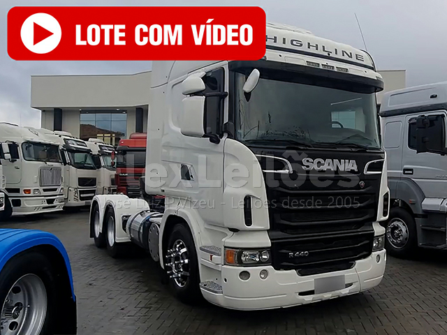 LOTE 010 - Scania R-480 A 6X4 Highline 2p 2013