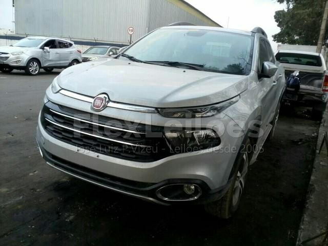 LOTE 010 - Fiat Toro Freedom 2.0 MT6 4x4 2017