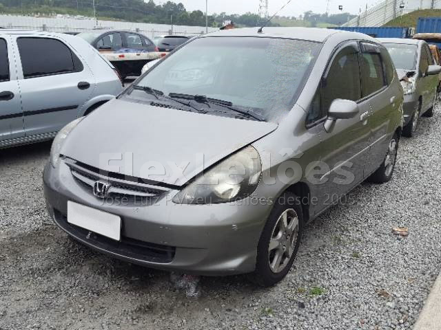 LOTE 018 - HONDA FIT LX 1.4 2008