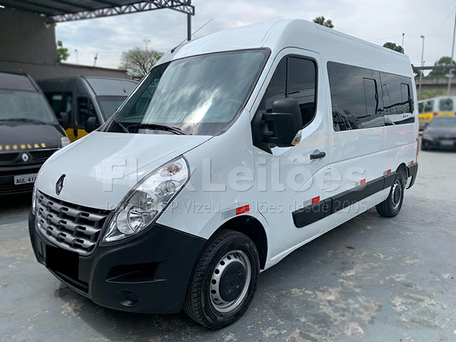 LOTE 011 - Renault MASTER 16 LUGARES L2H2 2019