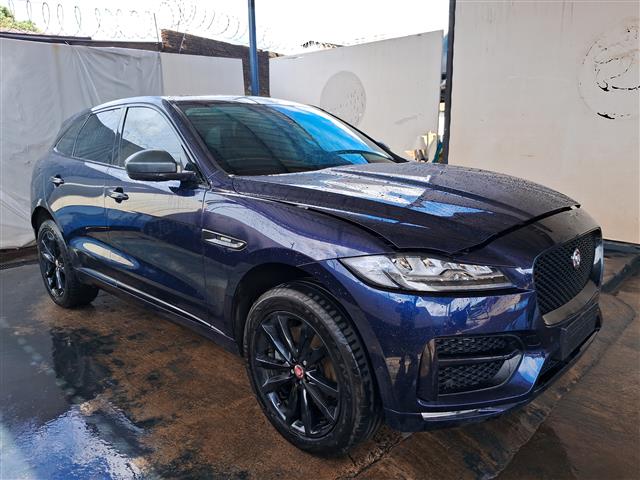 LOTE 065 FPACE 340CV RSPORT 2016/2017 