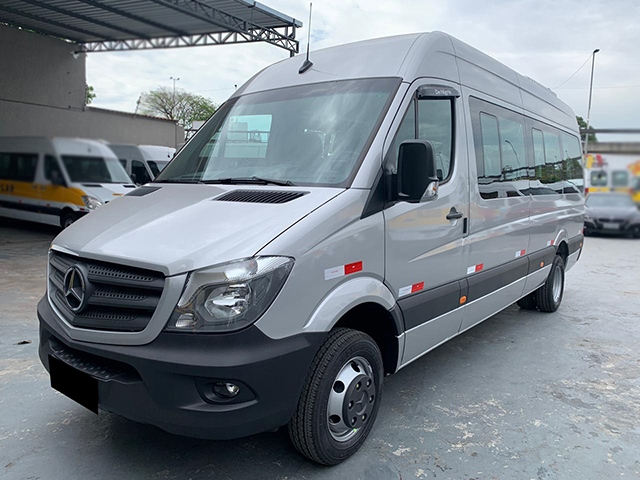 LOTE 016 Mercedes-Benz Sprinter 515 17+1 L Executiva