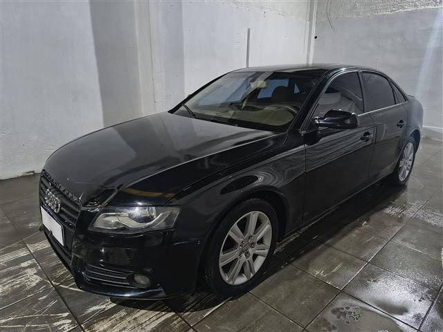 LOTE 051 AUDI A4 2.0T 180HP 