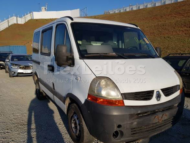 LOTE 011 RENAULT MASTER FURGAO 8M3 L1H1 2013