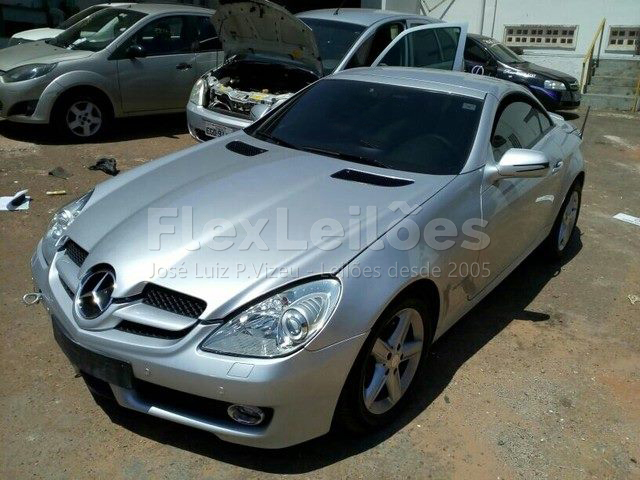 LOTE 038 Mercedes-Benz SLK 200 Kompressor 2011